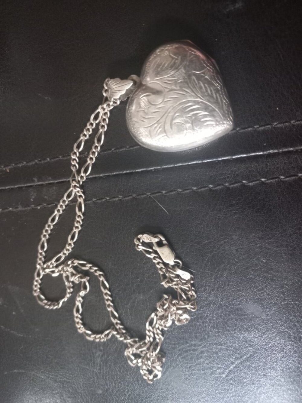 Vintage 925 silver chain with 925 silver locket